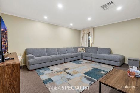 Property photo of 5 Rosewood Court Narre Warren South VIC 3805