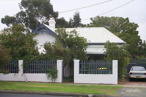 110 Holland St, Fremantle, WA 6160