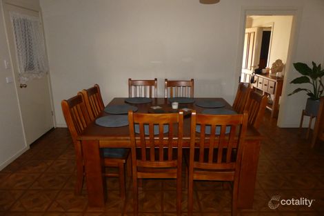 Property photo of 2 Banks Place Shepparton VIC 3630