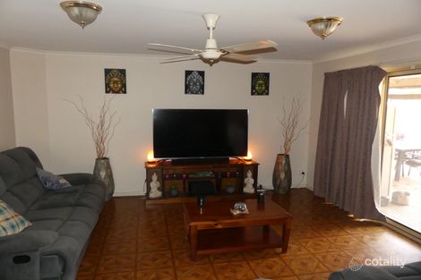 Property photo of 2 Banks Place Shepparton VIC 3630