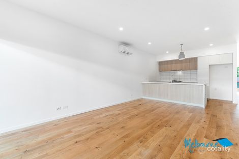 Property photo of 48 Sharp Circuit Mill Park VIC 3082