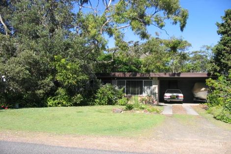 74 Yamba St, Hawks Nest, NSW 2324
