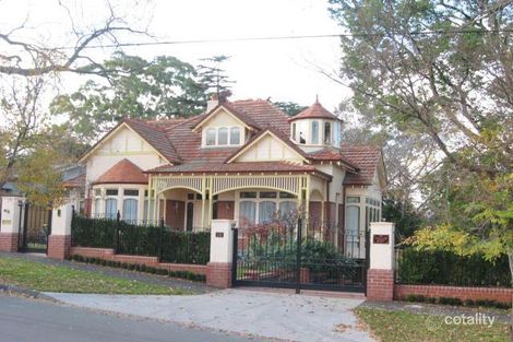 18 Glenbrook Ave, Malvern East, VIC 3145