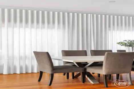 Property photo of 9 Wickham Grove Strathmore VIC 3041