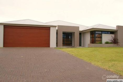 5 Oxley Pass, Dalyellup, WA 6230