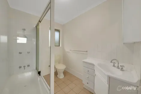 Property photo of 2/18 Leonard Street South Gladstone QLD 4680