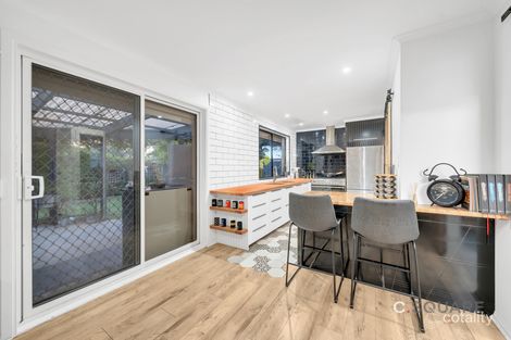 Property photo of 19 Benaud Close Meadow Heights VIC 3048