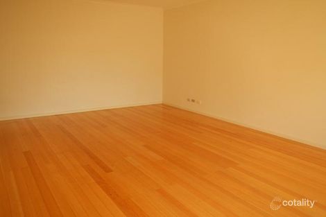 Property photo of 2/52 Medina Road Glen Waverley VIC 3150