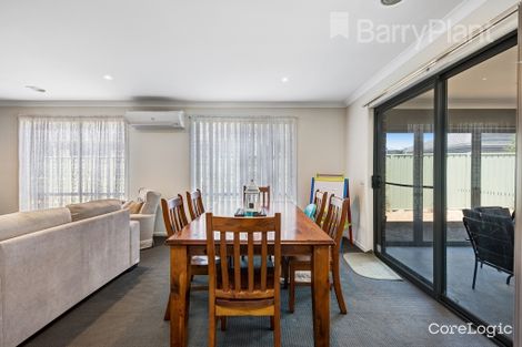 Property photo of 45 Manuka Grove Wyndham Vale VIC 3024