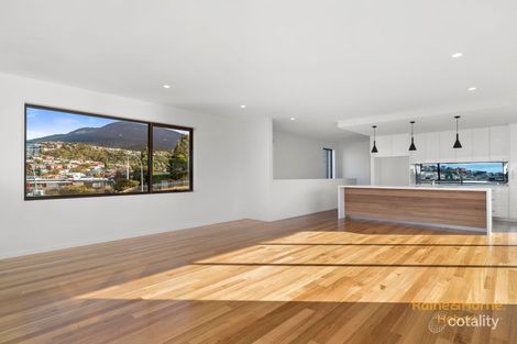 Property photo of 5 Denning Close New Town TAS 7008