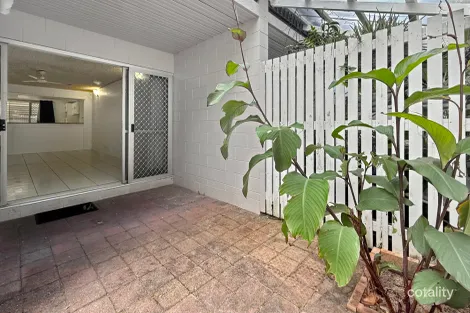Property photo of 4/17 Gladstone Street Pimlico QLD 4812