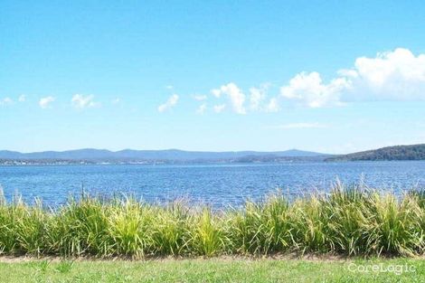 Property photo of 40 Village Bay Close Marks Point NSW 2280