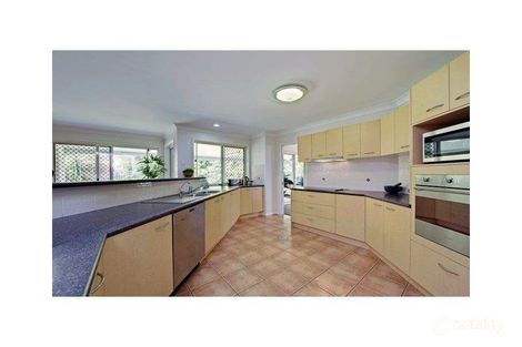 Property photo of 5 Windermere Crescent Carindale QLD 4152