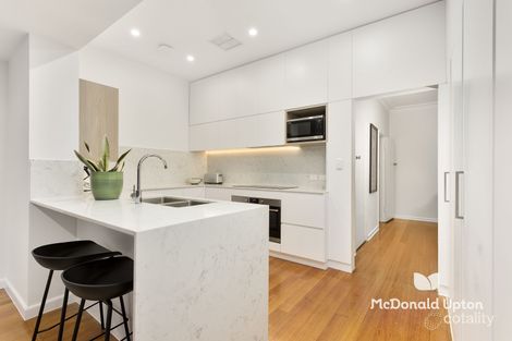 Property photo of 30 Brewster Street Essendon VIC 3040