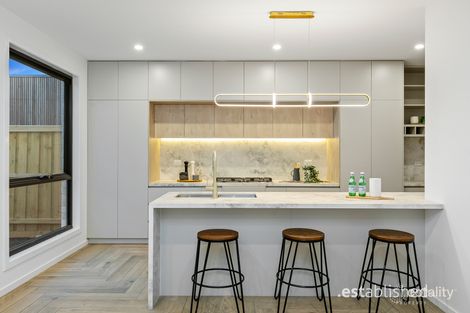 Property photo of 114 Bensonhurst Parade Point Cook VIC 3030