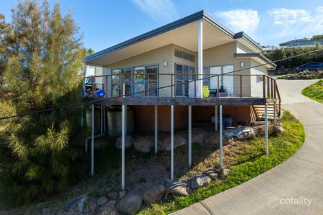 Property photo of 40 Catalina Drive Catalina NSW 2536