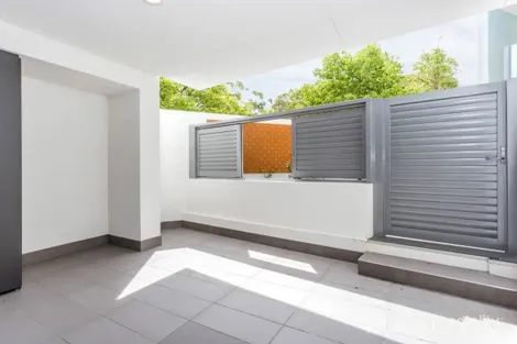 Property photo of 10/1 Hallam Way Rivervale WA 6103