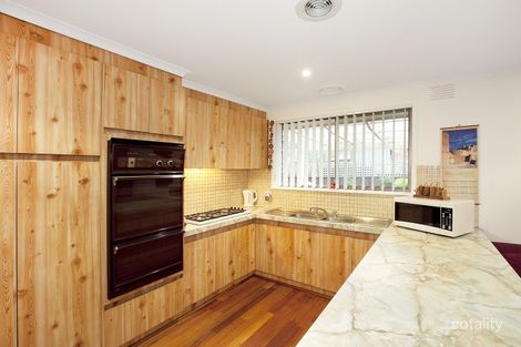 Property photo of 63 Tarongo Drive Aspendale VIC 3195
