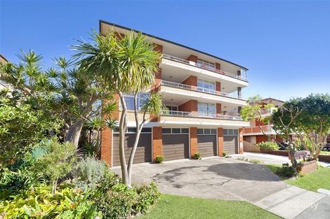 Property photo of 10/10 Cassia Street Dee Why NSW 2099