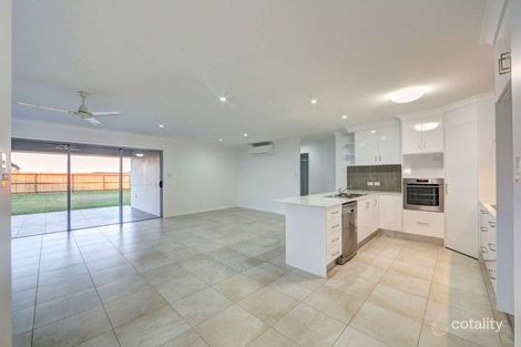 Property photo of 25 Beech Links Drive Ashfield QLD 4670