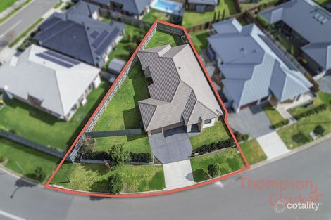 Property photo of 15 Greystones Drive Chisholm NSW 2322