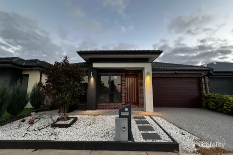 60 Sadie Ave, Thornhill Park, VIC 3335