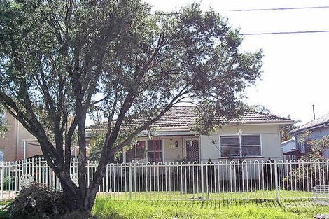 51 Montrose Ave, Fairfield East, NSW 2165