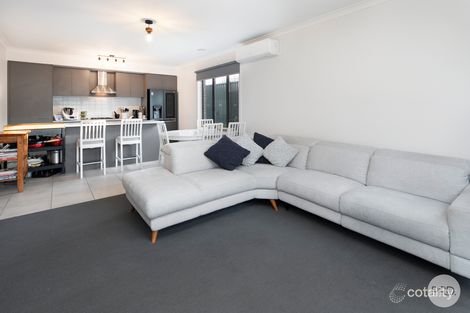Property photo of 1/112A Yarrowee Parade Redan VIC 3350