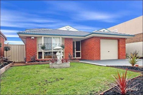 Property photo of 5 Lilac Mews Gowanbrae VIC 3043
