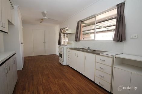 Property photo of 2 Davies Street Mount Louisa QLD 4814