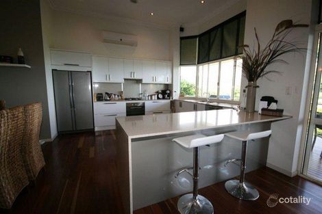 Property photo of 6 Whitehaven Crescent Cannonvale QLD 4802
