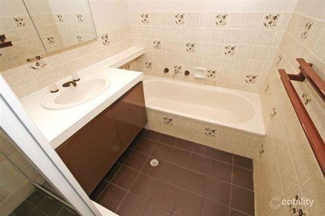 Property photo of 25 Hanrahan Loop Kardinya WA 6163