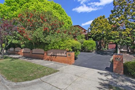 Property photo of 24 Lynden Grove Mount Waverley VIC 3149
