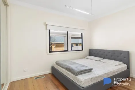 Property photo of 74 High Street Kangaroo Flat VIC 3555