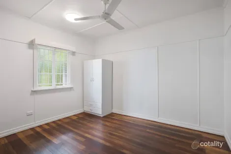 Property photo of 184 Glebe Road Booval QLD 4304