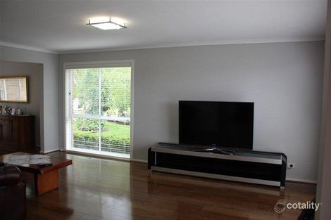 Property photo of 2 Hensley Court Endeavour Hills VIC 3802