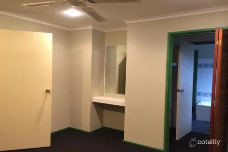 Property photo of 59 Redditch Crescent Deer Park VIC 3023