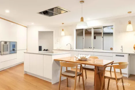 Property photo of 3 Meredith Crescent Rangeville QLD 4350