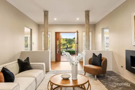 Property photo of 3 Meredith Crescent Rangeville QLD 4350