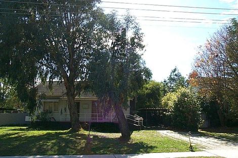 1 Wangalla Pl, Koongamia, WA 6056