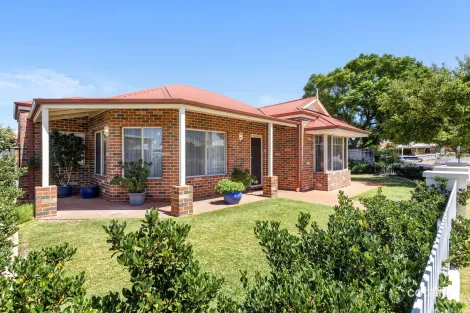 31 Withnell Dr, Ellenbrook, WA 6069