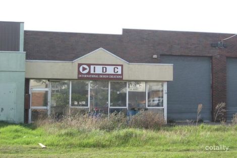 2/28 Superior Dr, Dandenong South, VIC 3175