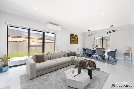 Property photo of 8 Harlow Drive Strathtulloh VIC 3338