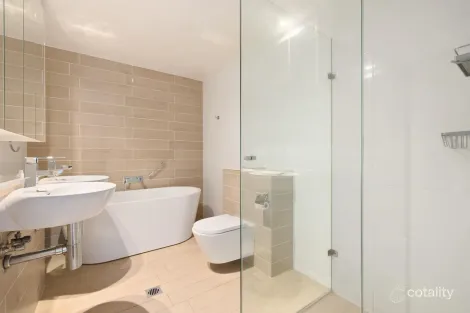 Property photo of 236/6 Firetail Drive Warriewood NSW 2102