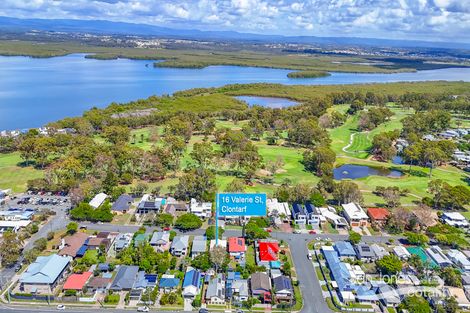 16 Valerie St, Clontarf, QLD 4019