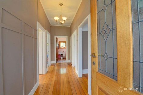 Property photo of 4 Brinkley Avenue Wendouree VIC 3355