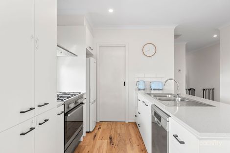Property photo of 13 Sunbeam Street Ocean Grove VIC 3226