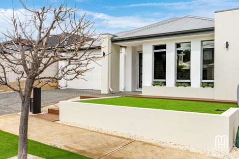 9 Wollemi St, Spearwood, WA 6163