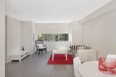 Property photo of 2/72 Wellington Street Waterloo NSW 2017