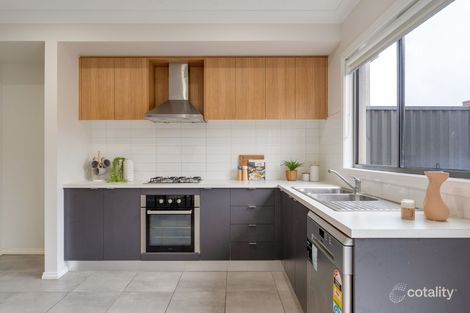 Property photo of 6 Fluent Lane Greenvale VIC 3059